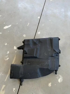 10-15 Mercedes Benz W212 E350 BLUETEC MOTOR ADMISIÓN FILTRO DE AIRE CAJA IZQUIERDA OEM  Foto 1 de 4