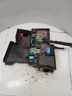 Motor de caja de fusibles compatible con 04-09 MAZDA 3 1382864 Foto 1 de 4