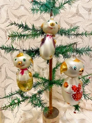 Lot of 3 Vintage Glass European Glass Christmas Ornaments Hand Painted Romania - Image 1 of 4