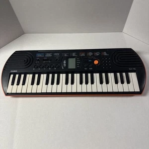 Casio SA-76 Electronic Keyboard 100 Tones Black/Orange Great Condition - Picture 1 of 6