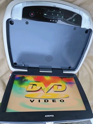 Audiovox VOD122 12.1" OVERHEAD LCD MONITOR WITH DVD PLAYER - Image 1 of 4