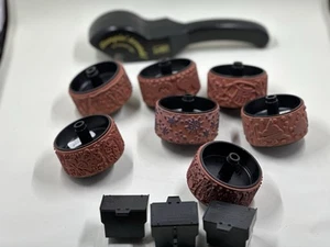 Estampación de goma alrededor de 2" mango de rueda negro con 7 estampillas navideñas - Imagen 1 de 7
