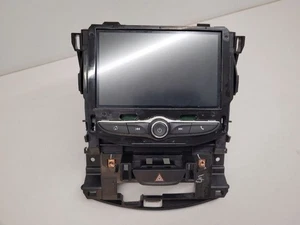 2016-2017 Chevrolet Cruze Radio Receiver 8" Display opt UQA 39028874 - Picture 1 of 6