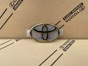 Toyota Land Cruiser 100 FZJ10 Heckklappe Emblem Logo seitlich Symbol Plate Gold - Picture 1 of 4