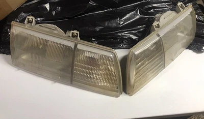 1989 1990 1991 Ford Taurus and Taurus SHO headlight pair - used good condition - Image 1 of 4