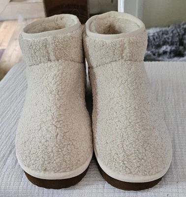 Zapatillas de vellón natural Unionbay Lizzie 9,5 Foto 1 de 4