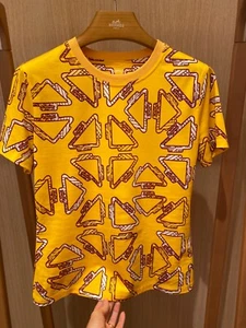 $840 HERMES Yellow JAUNE TOURNE "Tatersales" Print Cotton T-shirt TOP size 38 - Picture 1 of 12