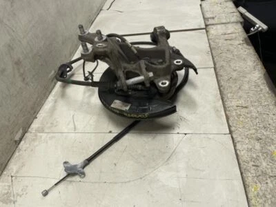 Hyundai Sonata SE 2017 eje trasero izquierdo lado del conductor nudillo cubo de rueda OEM+ Foto 1 de 4