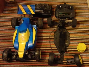 Kyosho Lazer ZX-Sport Rolling Chassis with LOTS of Spare Parts Vintage RARE 90s - Picture 1 of 18