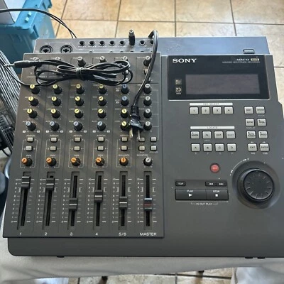 Sony MDM-X4 MkII MiniDisc MD Multi Track Recorder for parts - Image 1 of 4