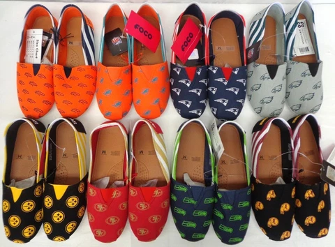 New NFL Women's Canvas Stripe Slip On Shoes House Shoes Cover