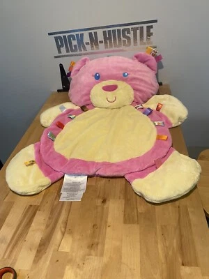 TAGGIES Buddy Pink Bear Baby Tummy Time Play Mat Juguete de Peluche Foto 1 de 4