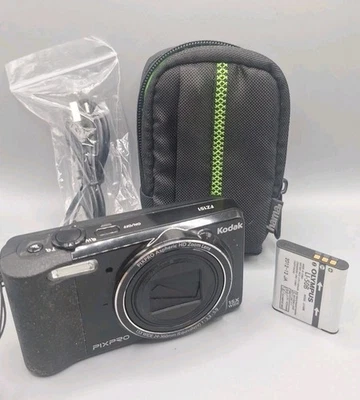 Kodak PixPro FZ151 Digital Camera, Battery, Charger, and Case. VGC.  - Image 1 of 4