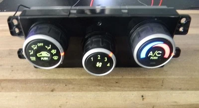 Hyundai Tucson Heater A/C Climate Control 05-09  L0325TUC - Image 1 of 4