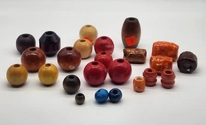 Vintage Macrame Bead Lot Macrame Wood, Ceramic Misc Color Beads - Bild 1 von 12