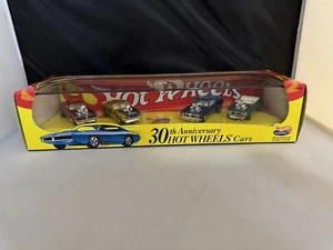 Hot Wheels 1998 30° Anniversario Redlines Set 4 Auto Edizione Limitata L1 - Foto 1 di 10