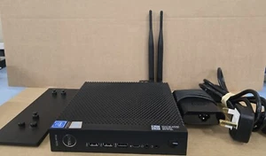 DELL WYSE 5070 THIN CLIENT + PSU + STAND ( CELERON J4105 / 32GB / 4GB / WI-FI ) - Picture 1 of 2