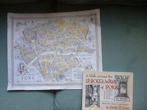 A Walk Around The Snickelways of York by M. W. Jones plus Historic York Map - Bild 1 von 7