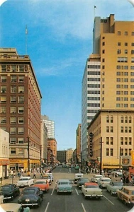 Past Times 17th St  Vtg Cars Street Scene  Denver,CO Vtg 1950's Chrome Postcard  - Picture 1 of 2