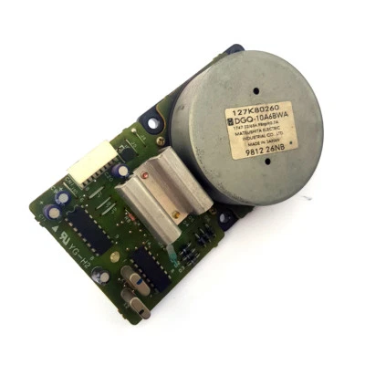 Matsushita Electric DGQ-10A6BWA Stepper Step Motor 127K80260 0.7A 1747.02/654.98 - Image 1 of 4
