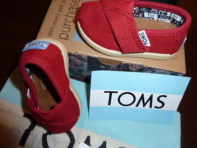 Zapatos TOMS Pequeños Niños Pequeños/Bebé Unisex Talla 2 Rojo Lona Clásicos Sin Cordones-NWB/etiquetas Foto 1 de 4