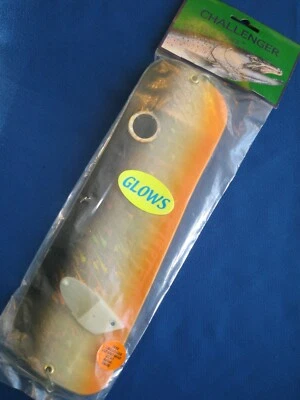 Challenger Big Eye 11 Inch Flasher+Bait Head Silver/Black/Orange Glows FL11-034 - Image 1 of 4