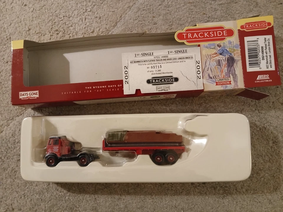 Lledo Trackside OO DG149000 AEC Mammoth/Flatbed Trailer London Brick Ltd Edition - Image 1 of 1