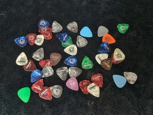 Gran Lote (40) de Selecciones de Guitarra Clásicas Dunlo D'Addario - Imagen 1 de 5