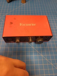 Focusrite Scarlett Solo 3rd Gen USB Audio Interface Recording Sound Card - Picture 1 of 11