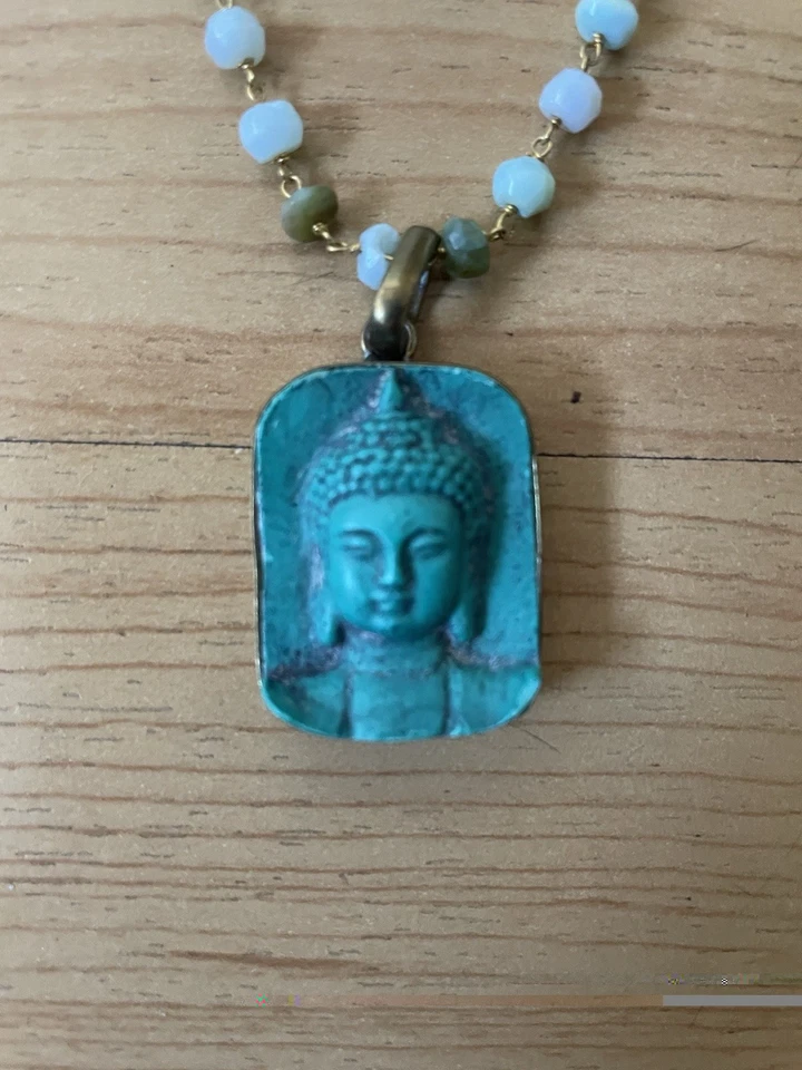 Collar Colgante Buda Talismán con Piedras Preciosas Amuleto Joyería Buda Sagrado Foto 1 de 4