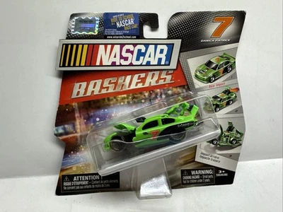 (B2) SpinMaster Nascar Bashers #7 Danica Patrick 2012 Foto 1 de 3