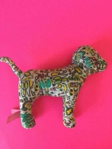 Victoria's Secret PINK SPIELZEUG HUND STOFFTIER GRAFFITI DRUCK DOODLE MINI HUND SAMMELN - Bild 1 von 5