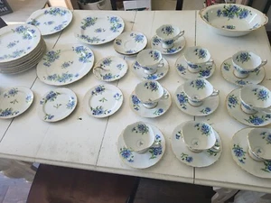 Rossetti Meadow Belle China - Picture 1 of 11