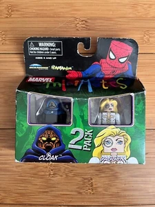 NEU UND VERPACKT Marvel Universe Minimates Serie Umhang & Dolch Spielzeug Mini Actionfigurenset - Bild 1 von 5