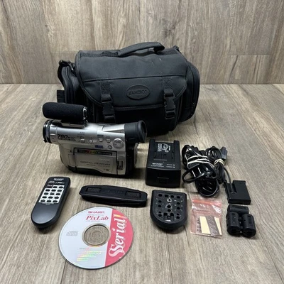 SHARP VL-WD450U Digital Viewcam Camcorder w/Accessories & Bag (No Battery) - Image 1 of 4