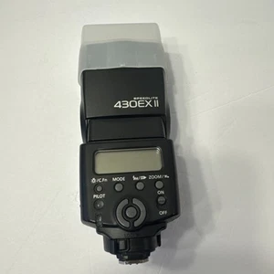 Canon 430EX II Speedlite Flash for EOS Cameras Near Mint - Picture 1 of 9