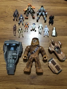 Star Wars action figure e navi - Foto 1 di 9