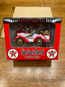 Texaco Petite Pedal Car Series #1 "Fire Pumper" 1:12 Scale Die Cast MIB - Picture 1 of 5