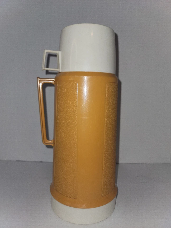 Botella de vacío aislada de vidrio THERMOS Super Quart con taza vintage cosecha dorada Foto 1 de 4