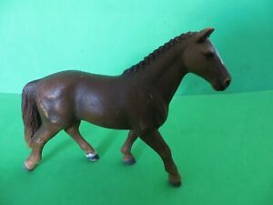 SCHLEICH HORSE FIGURE - 13729 - HANOVERIAN MARE