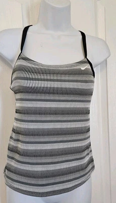 Sujetador de entrenamiento para mujer Nike negro gris espalda deportiva talla pequeña Foto 1 de 4