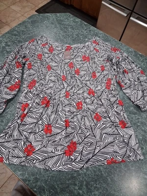 J Jill Smocked Tunic Top 3/4 Sleeve Boho Floral Print On/Off Shoulder Sz LP NWT - Image 1 of 4