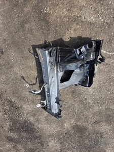 RENAULT CLIO MK5 FAHRWERKSBEIN BEIFAHRERSEITE 2020_2023 - Bild 1 von 3