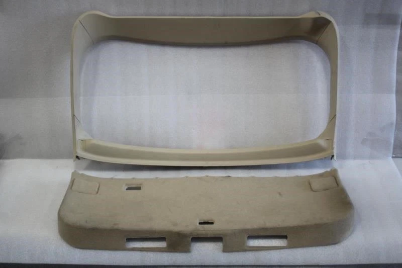 Lexus RX450H 2010 2011 2012 2013 2014 2015 MALETERO PUERTA LEVADIZA PANEL MOLDURA PERGAMINO Foto 1 de 4