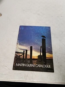 1972 Martin Guitar Catalog Vintage USA *FREE Shipping* - Picture 1 of 7
