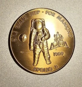 Apolo 11 Un Salto Gigante Neil Armstrong Medalla de Bronce NASA Espacio Estampado a Mano 424 - Imagen 1 de 5