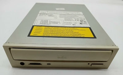 Sony CDU611  CD-ROM Drive  Beige Bezel Front - Image 1 of 4