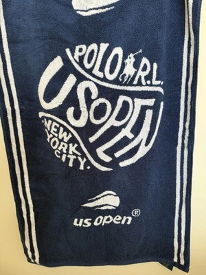 Toalla de jugador de tenis en cancha oficial Polo Ralph Lauren US Open NYC sin fecha azul marino Foto 1 de 4
