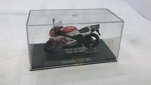 EDIM292 Yamaha YZF R7 1/24 senza scatola - Foto 1 di 2