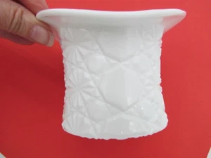 Fenton Milchglaswaren Zylinder Gänseblümchen & Punkte Muster Topf Übertopf 3,5”X4,5X4” - Bild 1 von 7